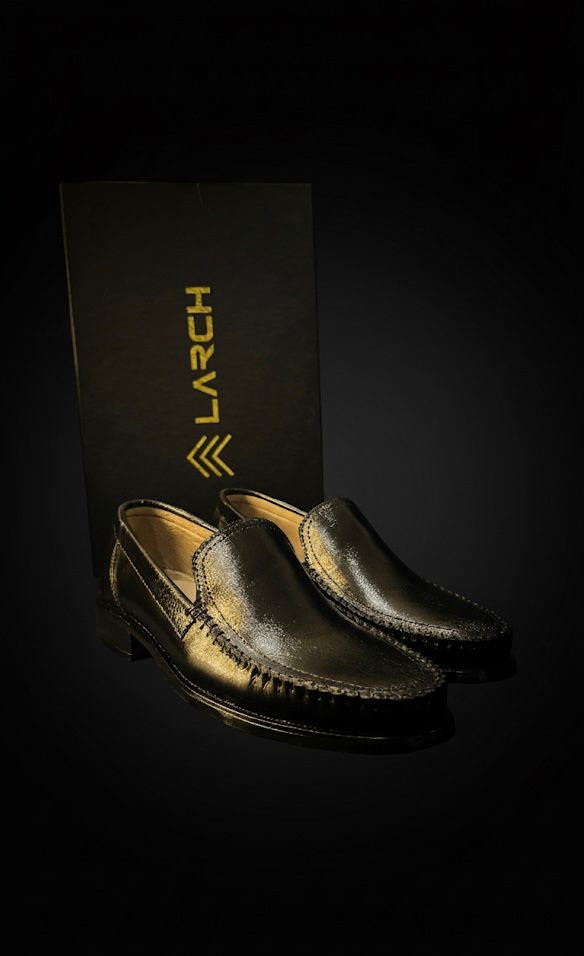 LARCH – The Midnight Regent | Classic Leather Loafers in Jet Black